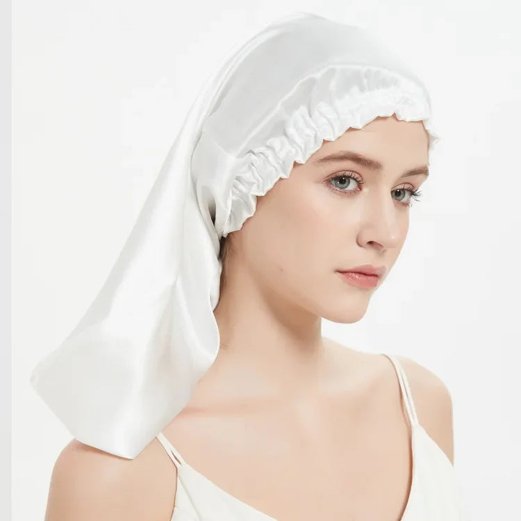 Bonnet de nuit en soie cheveux longs blanc