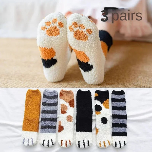 Chaussettes de nuit chat rayées, avec des points marron beige et  noires