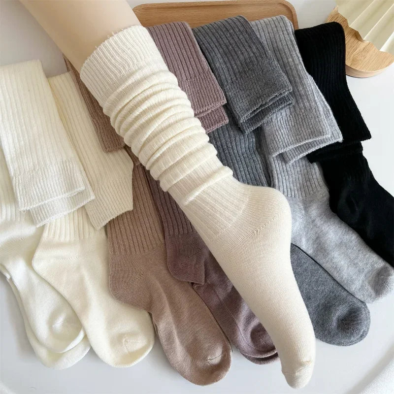 Chaussettes nuit femme blanches, noires, grises, noires , violettes