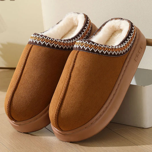 Pantoufles peluche homme marron clair