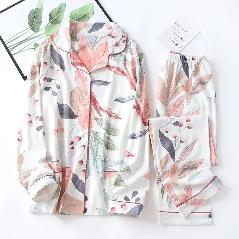 Pyjama femme au printemps  blanc