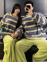 Pyjama polaire femme pilou pilou noir avec des rayures vertes