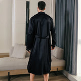 Robe de chambre en soie homme noire