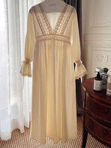 Robe de chambre femme ancienne beige