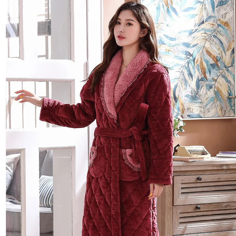 Robe de chambre femme matelassée rose foncée