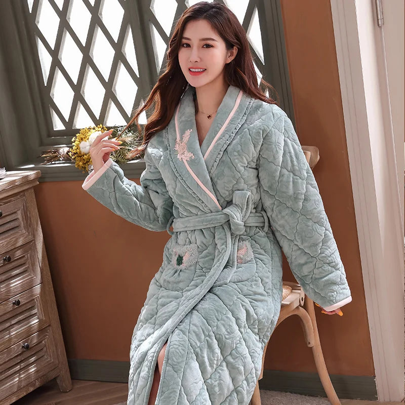 Robe de chambre femme matelassée gris