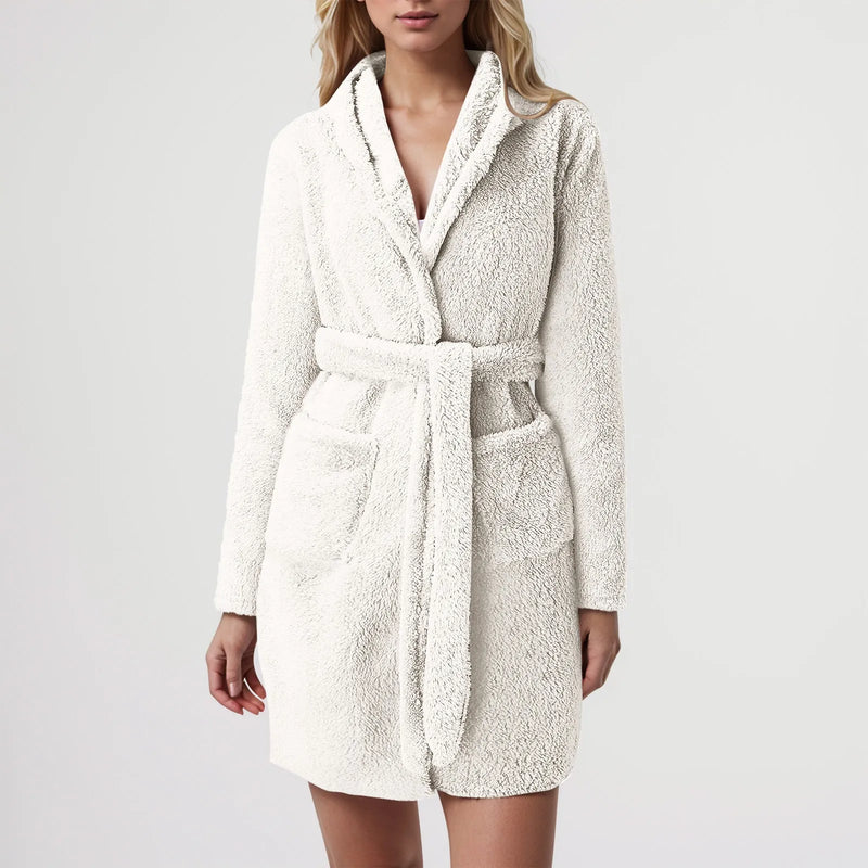 Robe de chambre polaire femme courte
blanche