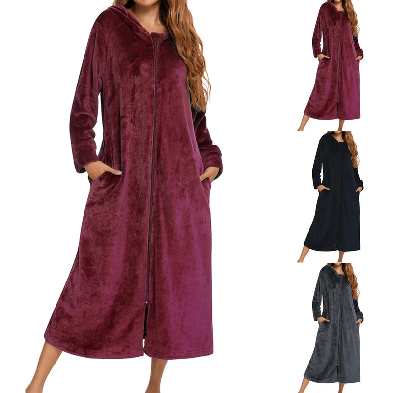 Robes de chambres zippées femme rouges, noires et grises